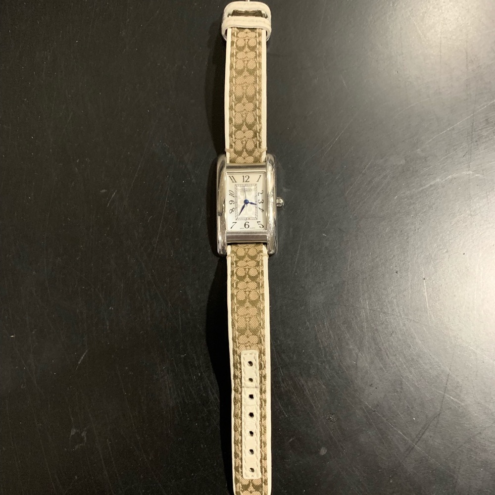 Gorgeous coach watch